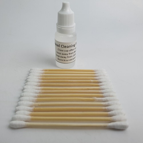Soluzione liquida pulizia - soluzione,